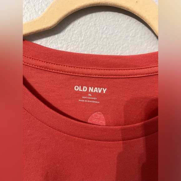 Old Navy Beach Graphic Tee in Coral Color Size XL NWOT - Picture 3 of 6